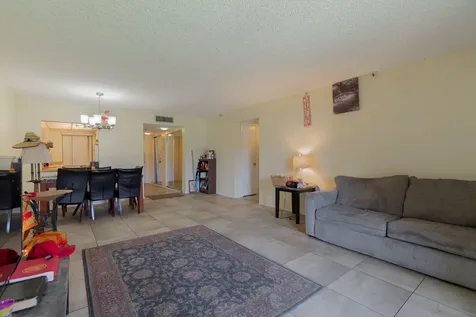 2786 Tennis Club Drive West Palm Beach FL 33417