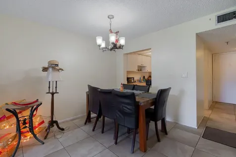 2786 Tennis Club Drive West Palm Beach FL 33417