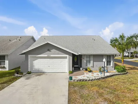 3957 Dafilee Circle West Palm Beach FL 33417
