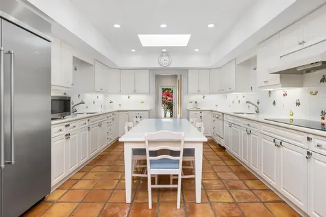 624 N Lake Way Palm Beach FL 33480