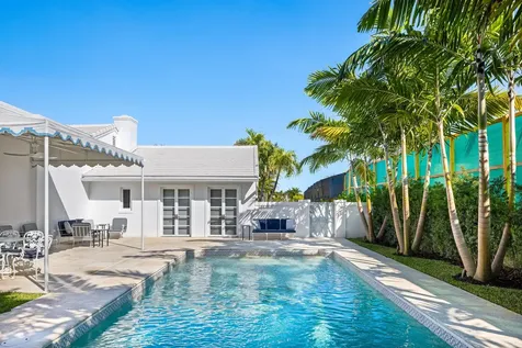 624 N Lake Way Palm Beach FL 33480