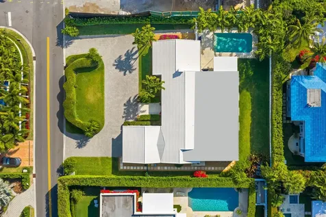 624 N Lake Way Palm Beach FL 33480