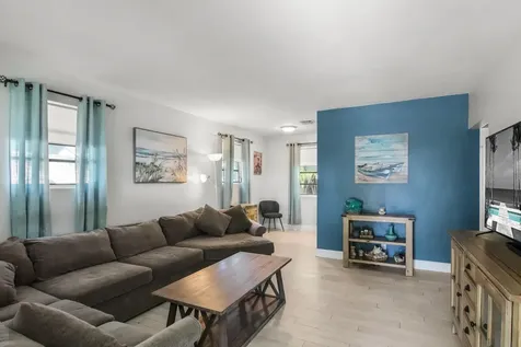 5606 Hobart Avenue West Palm Beach FL 33405