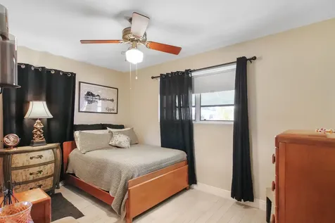 5606 Hobart Avenue West Palm Beach FL 33405