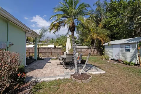 5606 Hobart Avenue West Palm Beach FL 33405