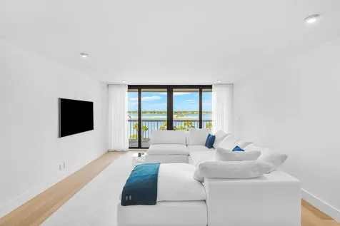 3250 S Ocean Boulevard Palm Beach FL 33480