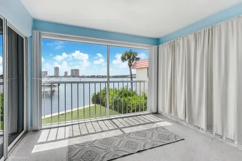 370 Wilma Circle Riviera Beach FL 33404