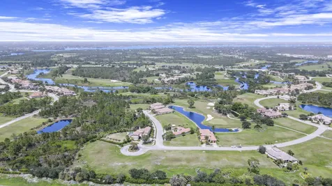 120 SE Via Verona Port Saint Lucie FL 34984