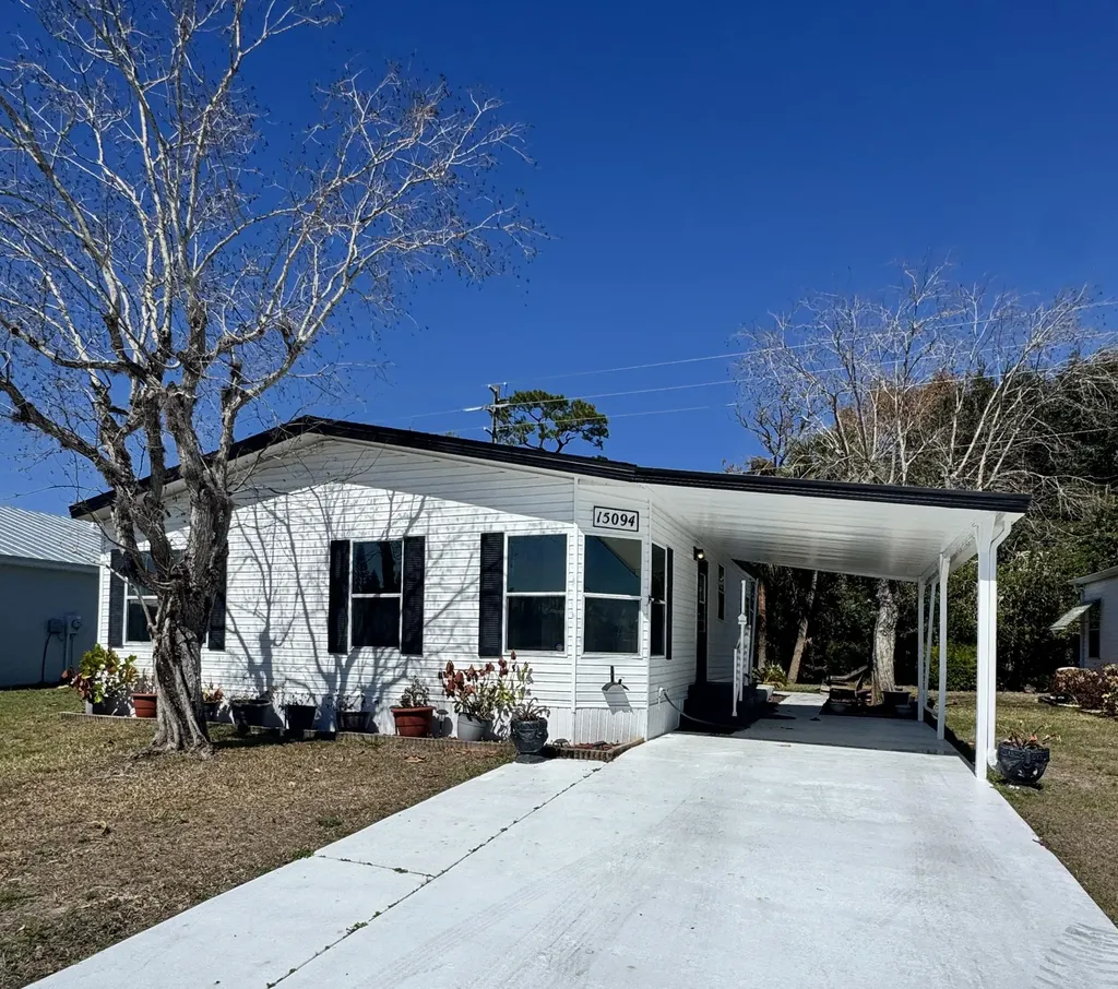 15094 Agulia Avenue Fort Pierce FL 34951