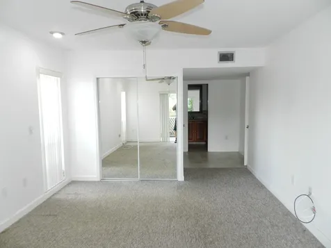 3 Greenway Village N Royal Palm Beach FL 33411