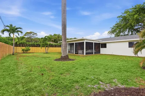 4694 Brady Boulevard Delray Beach FL 33445