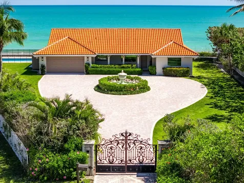 3766 Ocean Drive Vero Beach FL 32963