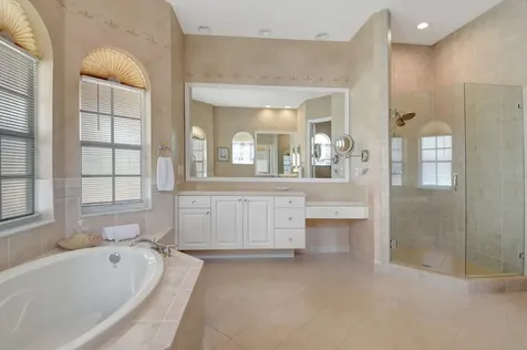 6584 Marbletree Lane Lake Worth FL 33467