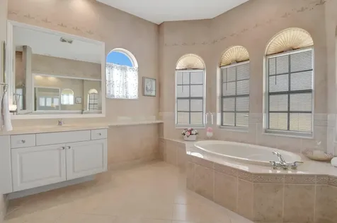 6584 Marbletree Lane Lake Worth FL 33467