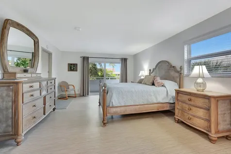 3212 Ne 12th Street Pompano Beach FL 33062