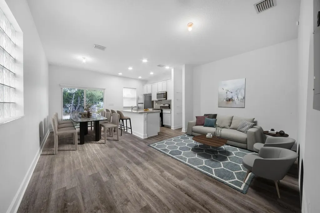 607 N F Street Lake Worth FL 33460