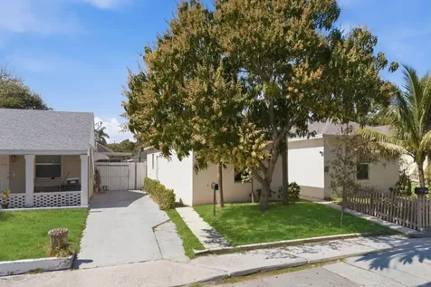 607 N F Street Lake Worth FL 33460