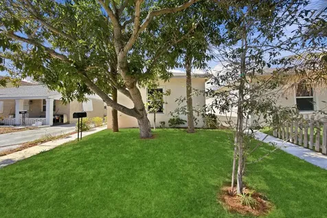 607 N F Street Lake Worth FL 33460