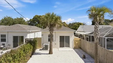 607 N F Street Lake Worth FL 33460