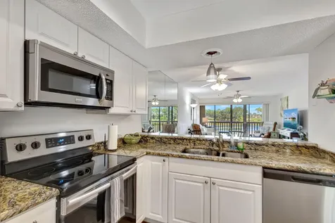 348 Brackenwood Circle Palm Beach Gardens FL 33418