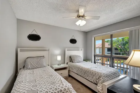 348 Brackenwood Circle Palm Beach Gardens FL 33418