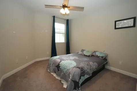 1271 Nw Leonardo Circle Port Saint Lucie FL 34986