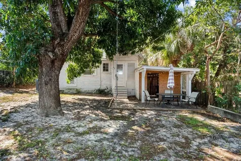 815 Omar Road West Palm Beach FL 33405