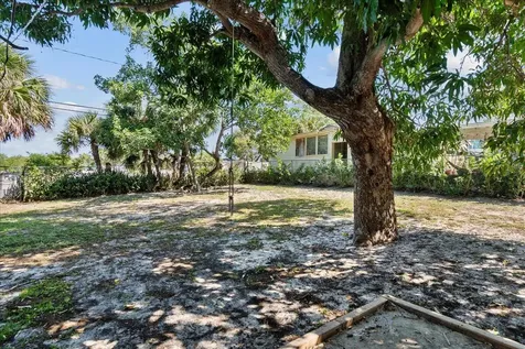 815 Omar Road West Palm Beach FL 33405