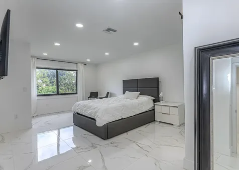 8545 Casa Del Lago Boca Raton FL 33433