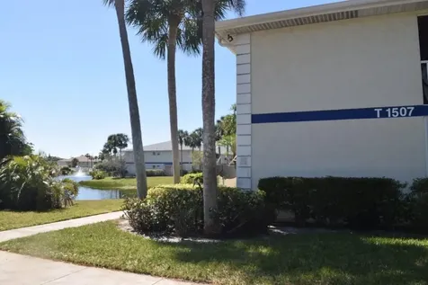 1507 Se Royal Green Circle Port Saint Lucie FL 34952