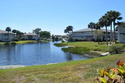 1507 Se Royal Green Circle Port Saint Lucie FL 34952