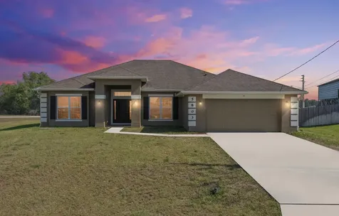 5803 NW Dooley Circle Port Saint Lucie FL 34986