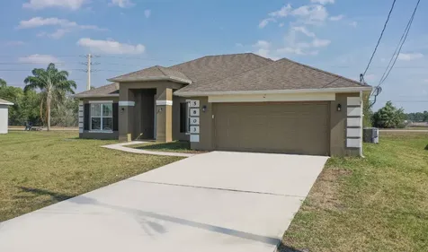 5803 NW Dooley Circle Port Saint Lucie FL 34986
