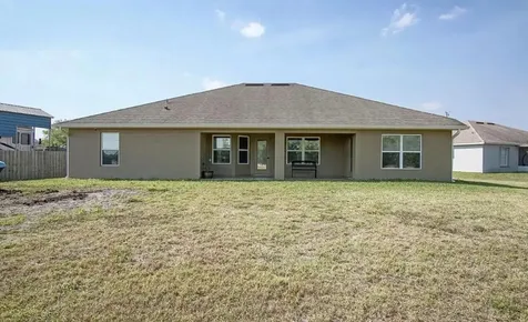 5803 NW Dooley Circle Port Saint Lucie FL 34986
