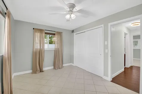 1231 Sw 4th Street Boca Raton FL 33486