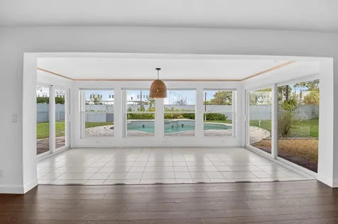 1231 Sw 4th Street Boca Raton FL 33486