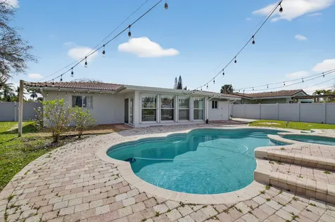 1231 Sw 4th Street Boca Raton FL 33486