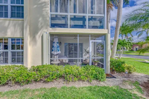 5560 Tamberlane Circle Palm Beach Gardens FL 33418