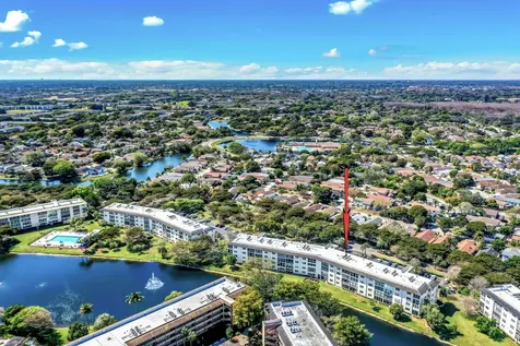 1802 Eleuthera Point Coconut Creek FL 33063