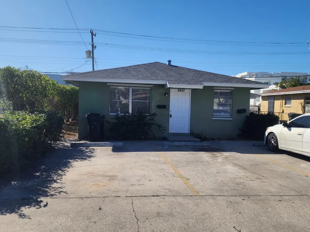 1617 N J Street Lake Worth FL 33460