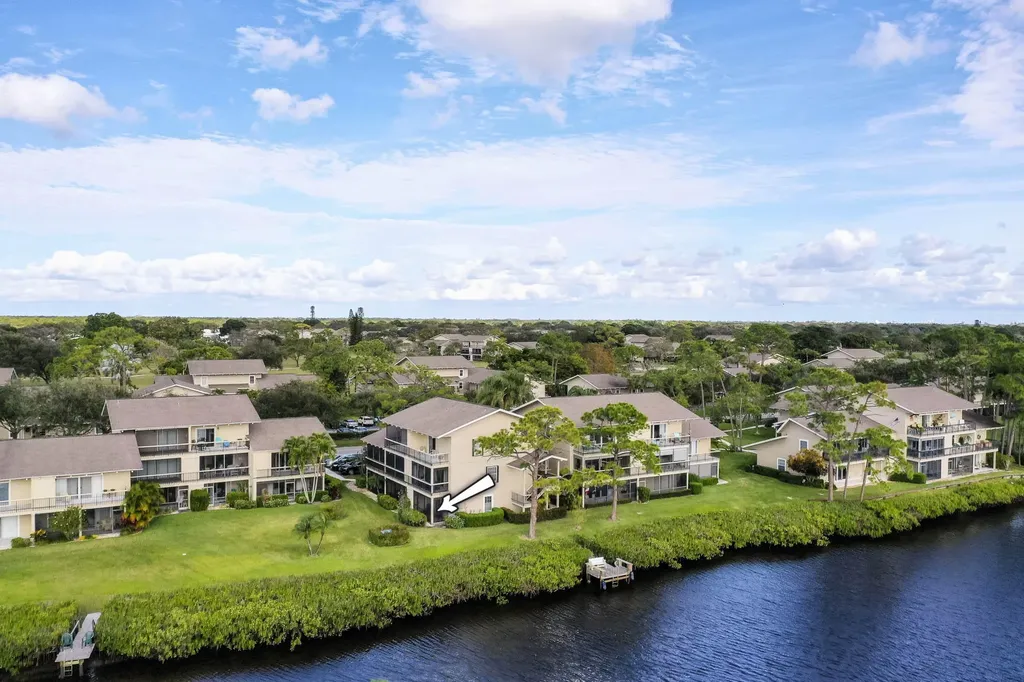 9170 SE Riverfront Terrace Jupiter FL 33469