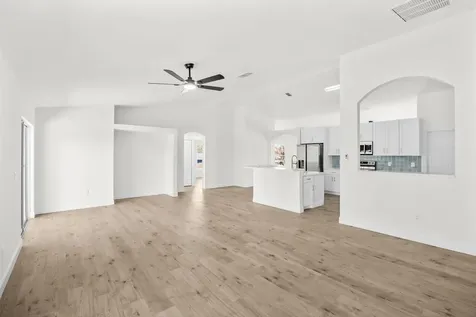4622 Sw Wade Drive Port Saint Lucie FL 34953