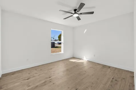 4622 Sw Wade Drive Port Saint Lucie FL 34953