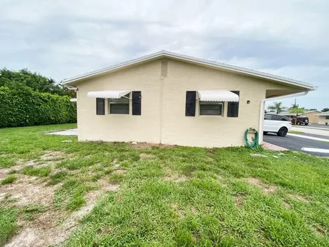 2715 Ponce De Leon Boulevard Delray Beach FL 33445