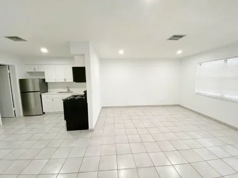 2715 Ponce De Leon Boulevard Delray Beach FL 33445