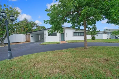1333 Se 8th Street Deerfield Beach FL 33441