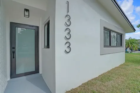 1333 Se 8th Street Deerfield Beach FL 33441