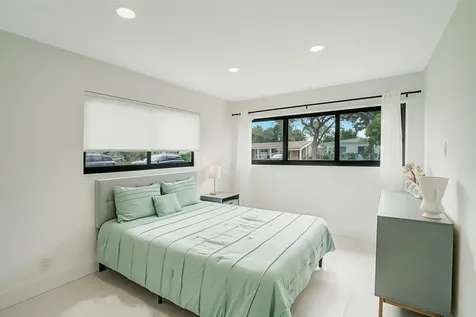 1333 Se 8th Street Deerfield Beach FL 33441