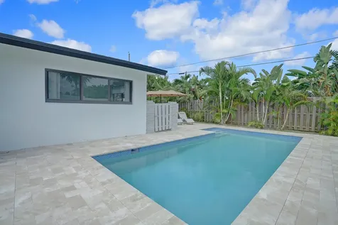1333 Se 8th Street Deerfield Beach FL 33441