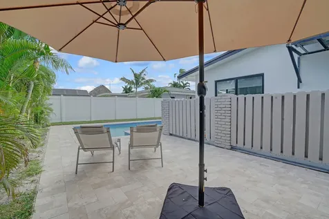 1333 Se 8th Street Deerfield Beach FL 33441